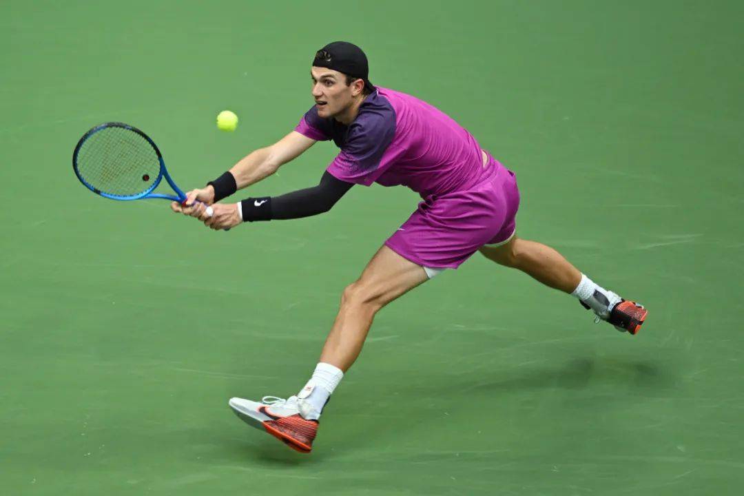 0万欧元 0万欧元