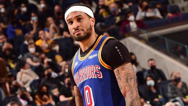 球队的两翼 球队的两翼